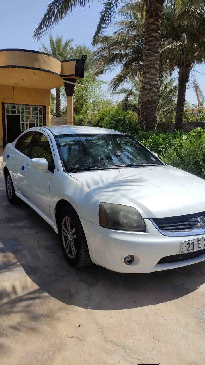 سلام عليكم كالنت 2010 للبيع  السعر 81  بيها  مجال جاملوغ مصبوغ فقط والثاني مبدل بدون اي ضرر داخلي والباقي مبين فول نضيف  رقمها سليمانيه رقم الجديدد
محرك 2400  للاستفسار ***********
