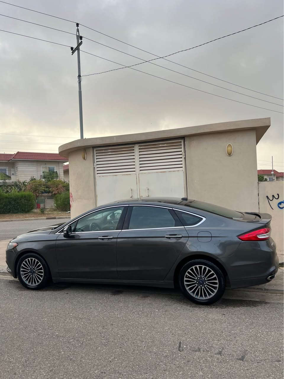 Ford fusion 2017 full  
20 torbo 
سلاید 
کوشن جلد
کوشن هیتەر
ئاوێنە هیتەر
کوشن خەزن 
بەسمە و شەغال
شاشە گەورە 
کارپلەی
١٢٠ مایل
مواسەفاتی زۆرە….
٢ پارچەی کلێرە بێ دەعم 
یەک کارتی بچوکی هەیە
بێ دەعم 
بێ ئێرباگ
مەکینە ٢٠ تۆربۆ نەکرایتەوە بەشەرت

رەقەمی نوێیە
سەیارەکی تابلێی پاک و خاوێنە
0751 852 8818
ناونیشان : هەولێر 

سەیارەکە بۆ فرۆشتن و گۆرینەوەیە أربيل, العراق
