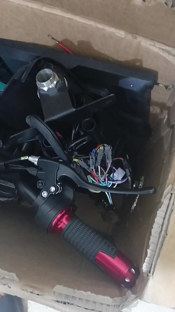 دراجه كهربائيه كارتون جديده مامشدوده للبيع الاستفسار تصال ‏‪***********‬‏
