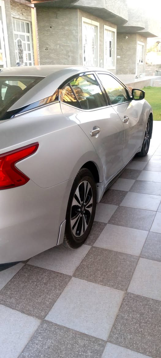 السلام عليكم نيسان مكسيما موديل 18سلفر شمالي بسمي SV السياره جاهزه من كل شي بدون نقص محرك وكير كفاله تدفئه وتكييف تخم تاير رقم مميز مكانها صلاح الدين الضلوعيه ***********.*********** السعر 125وبيها مجال
