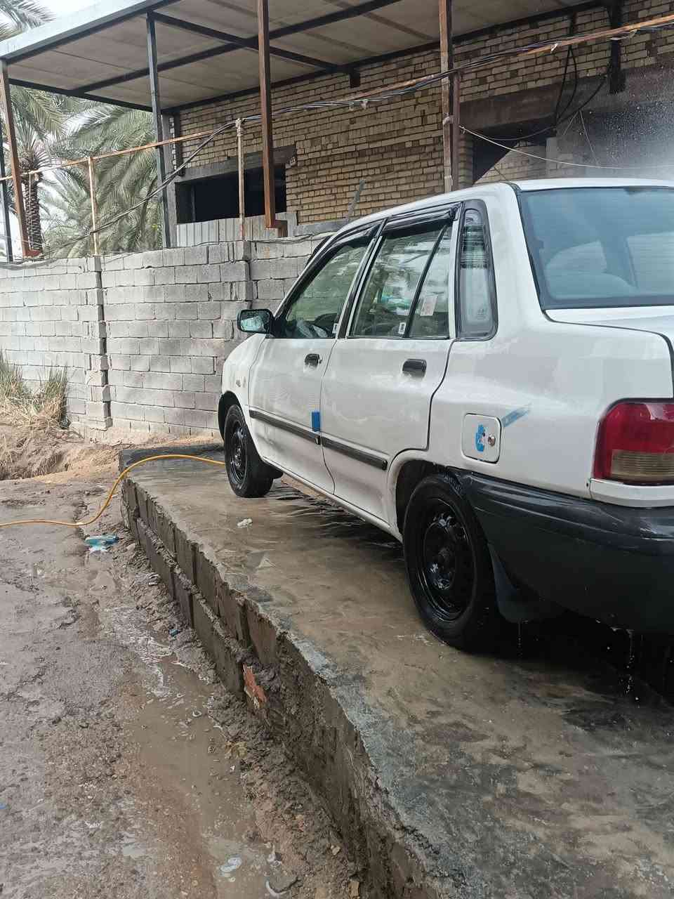 سلام عليكم سايبه البيع موديل 12
نضيفه بيه ضربه بل باب الخلفي خلف السائق السياره بأسمي والتحويل مباشر السعر 37 وبيه مجال رقمي ***********
