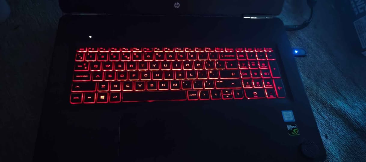 سلام عليكم 
nrx: 285$ 
HP OMEN GAMING 
DP: 17.3 IPS FULL HD 
GPU: GTX 1070 8GB 
CPU:i7 6700HQ 4CORE 8THREAD 
RAM: 24GB  DDR4 
HARD: 256 GB SSD TEAM GROUP 
BATTRY: NON أربيل, العراق


**إذا كنت صاحب هذا الإعلان وتريد حذفه لأي سبب، رجاءا أرسل رسالة إلى الدعم الفني**