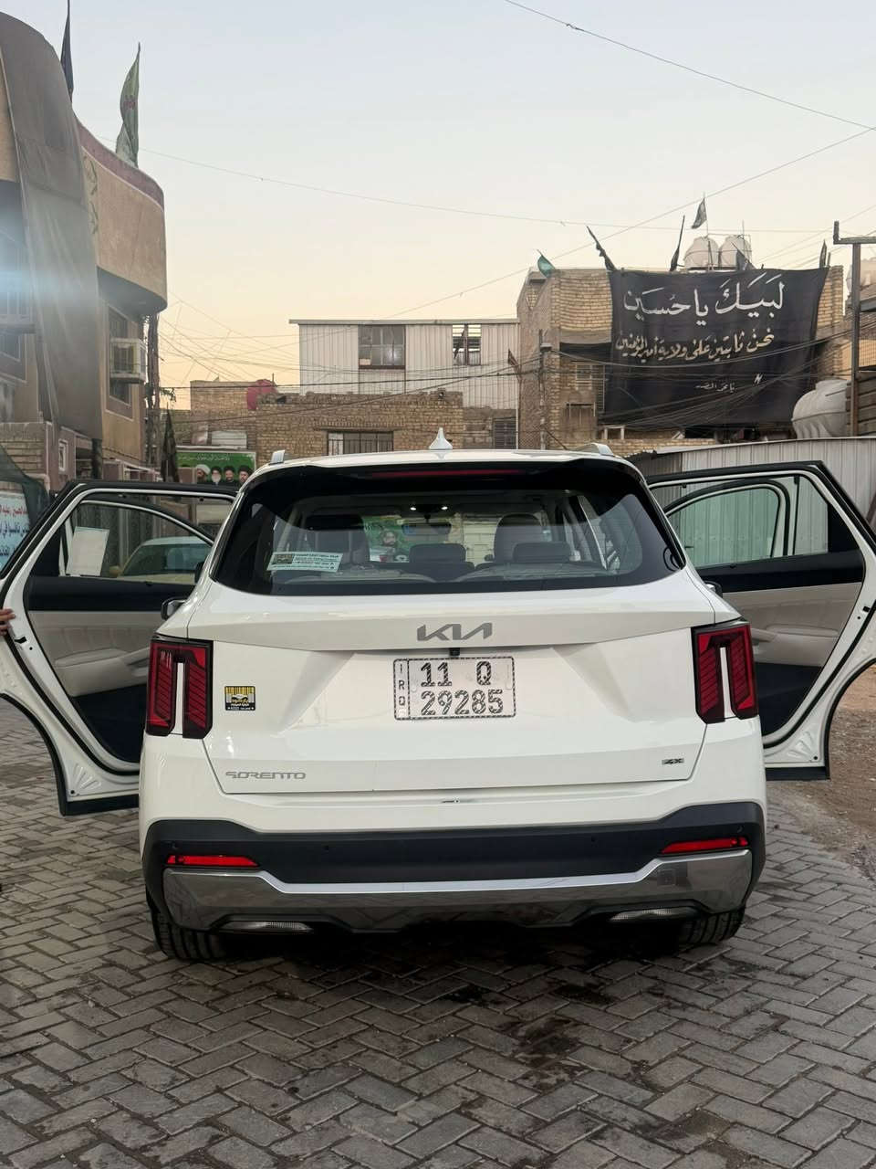 سلام عليكم كيه سورنتو مديل 2024فول مواصات محرك 6سلندر حساسات امامي خلفي صندوق كهربائي كراسي كهربائيه تدفئه وتبريد سبعه راكب رقم بغداد أنكليزي الملاحضه السياره بيها شخطه قليله موضحه بل الصوره  السعر 310وبيها مجال شي بصيط مكاني بغداد رقم صاحب السياره الرد بس ع هاذه الرقم ***********
