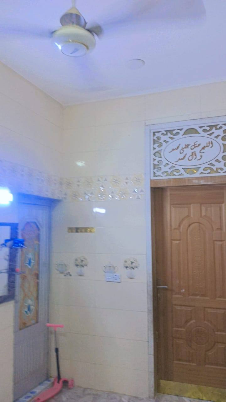 السلام عليكم بيت للبيع مساحته 112 طابو زراعي سند 25 كافه الخدمات متوفره العنوان حله المهندسين مقابل مدينه ألعاب أرض بابل قرب الجملون السعر 48 وبي مجال ***********
