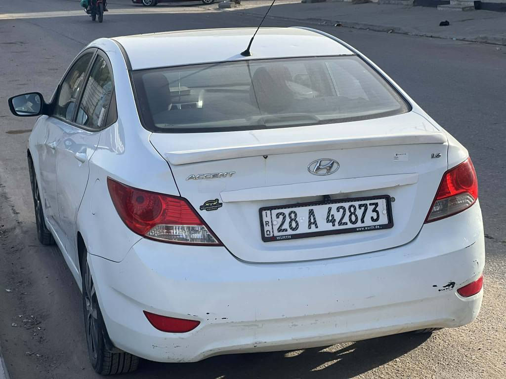 اكسنت 2015
لون ابيض
اشاير بالمري 
فتحة سقف
شاشه+ كاميره
تحكم ستيرن
رقم نجف دولي  باسمي
تخم تاير جديد
حداديه جديده
5 ويل كب
السونار مرفق
مكان نجف
للاتصال *********** النجف, العراق
