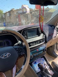 توسان للبيع  خليجي مديل 2020 بيها بارد قليل  بالباب والباقي كفاله محرك...