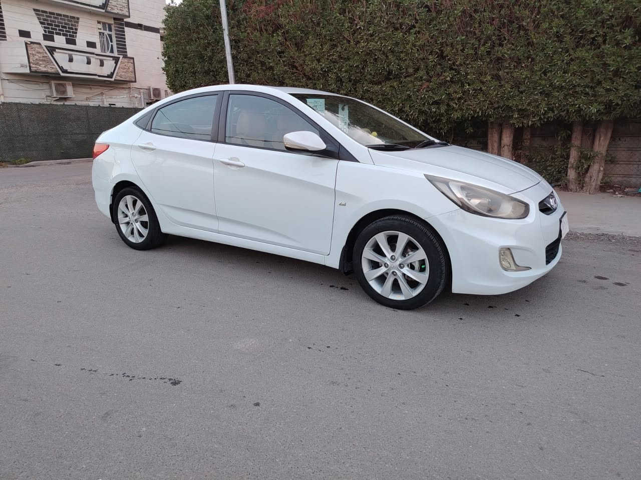 السلام عليكم اكسنت 2013 خليجي مواصفات blue محرك 1600 فتحة تحكمات استيرن مكاني بغداد الكرخ ماشي ١٣٢ الف 
السعر104
استلام شركة رقم ***********
