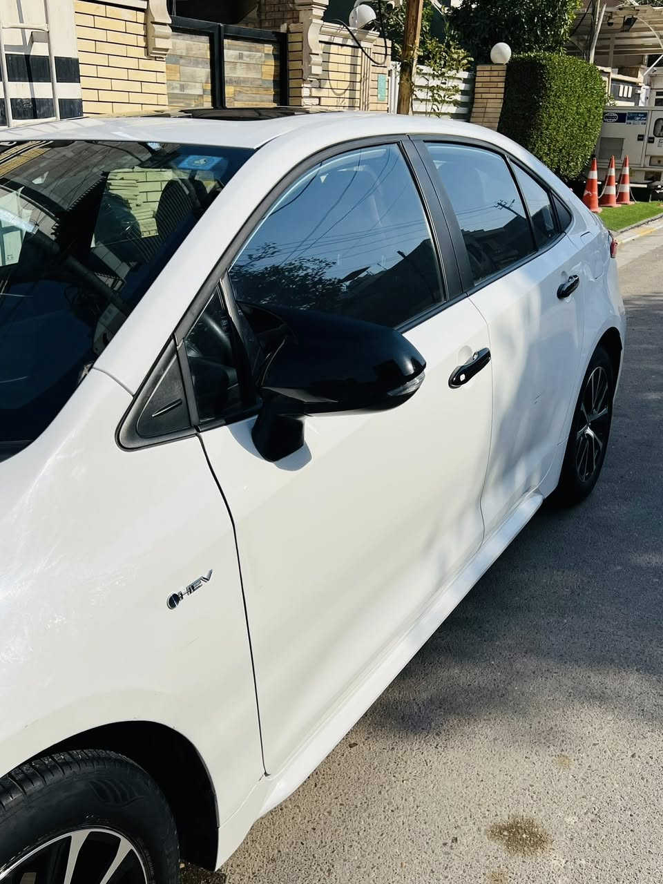 كورلا 2024 هايبرد تجميع الصين ليفين ماشيه 22 الف كم كفاله من التبديل والصبغ 

📍 بارد 3 قطع جاملغ وباب الصدر وجاملغ السايق طخات ومصلحات على البارد وبدون صبغ 

مواصفات السيارة فتحه وقيادة ذاتيه ورادارات اماميه ولايتات ليد وباقي المواصفات المعروفه …

📍 السيارة جام مغلف عازل حراري بالكامل وكامره تسجيل طرق اماميه وخلفي وارضيات ربر وارضيه صندوك يدات ابواب اسود مع المري و سبايدر صندوك 

مكان السيارة بغداد الكرادة 

📍 السعر : 134 ورقه بيها مجال بسيط حق الجيه فقط 

***********
***********
