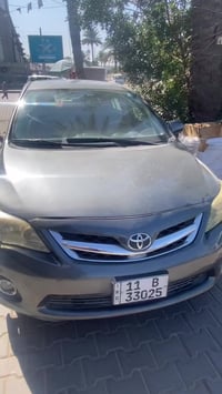 كورلا ٢٠٠٩ مصبوغه عام ٩٠ معروضه لاتصال ٠٧٧١٤٤٤٤٠١٦