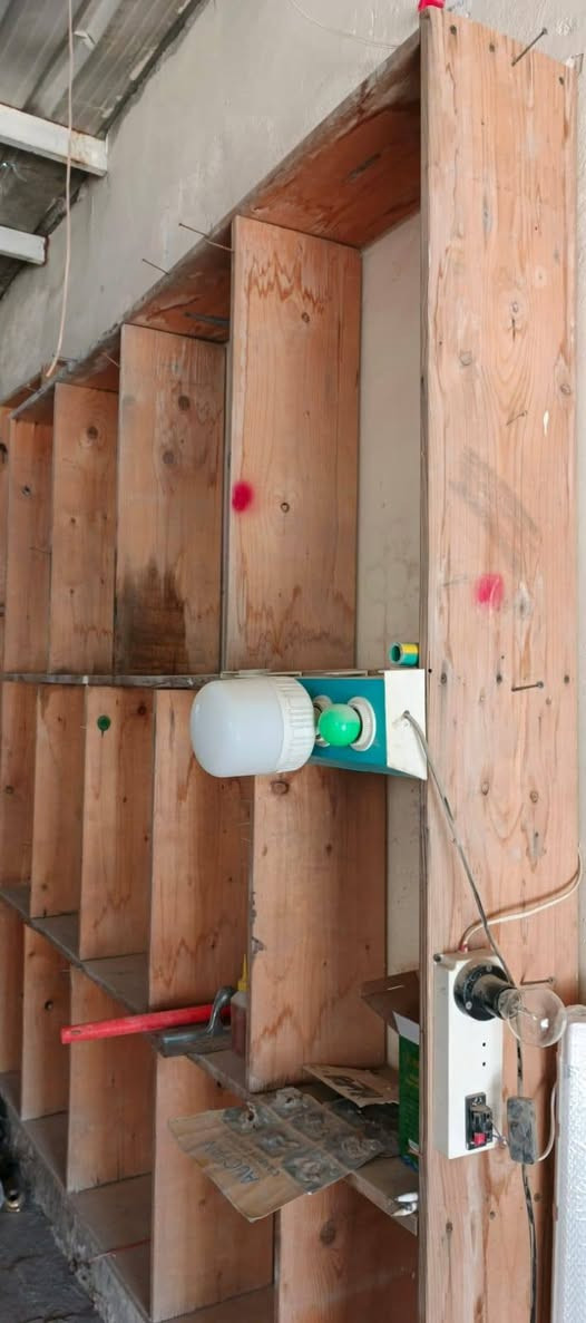 للبيع للبيع ...
اتصل او مراسلة على واتساب لمعرفة التفاصيل
***********
كبنكات المحل عدد ٢
 رفوف حديد عدد٦  2*2
رف خشب عدد ٢ 
عارضة حائط او شباك على شكل تعليق 
ميز الامنيوم 
براد ماء مع قنينة ماء
مبردة بلاستك ثلاث سرعات 
قنفة نفرين
