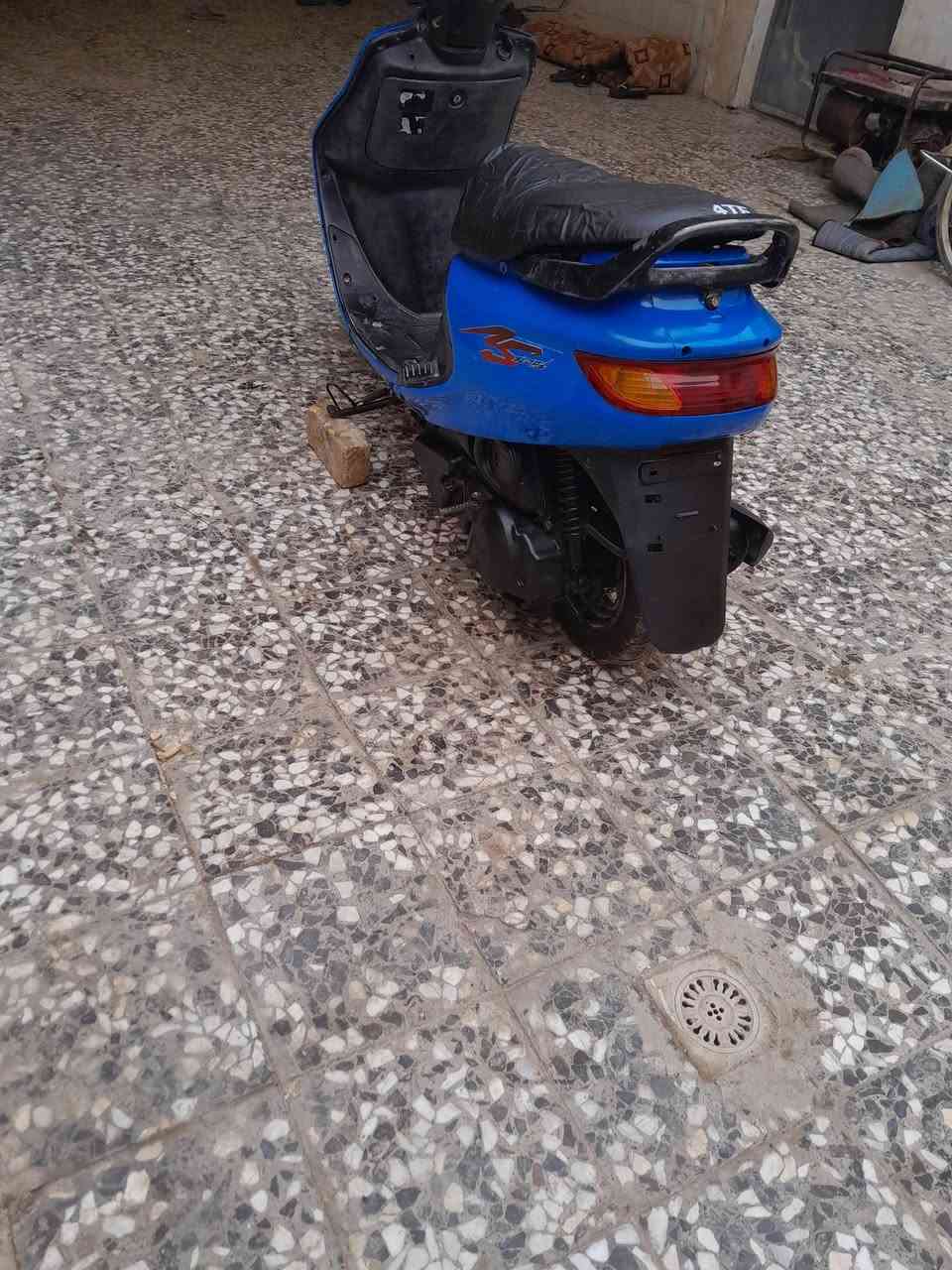 دراجة فراشه مفتوحه نظيفة للبيع كلشي شغال بيه سلف هندر السعر ٢٨٠وبيه مجال للشراي  الشراي يجي خاص او الاتصال على الرقم ***********العنوان النجف حي الوفاء
