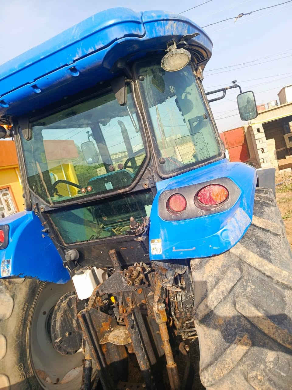 تركتر نيو هولندا 2014 رقم شمالي فول اوتوماتيك حجم 110  جاهز للعمل گير ومحرگ شرط السعر  130 ورقه بي  مجال قليل الشراري
رقم هاتف ***********
