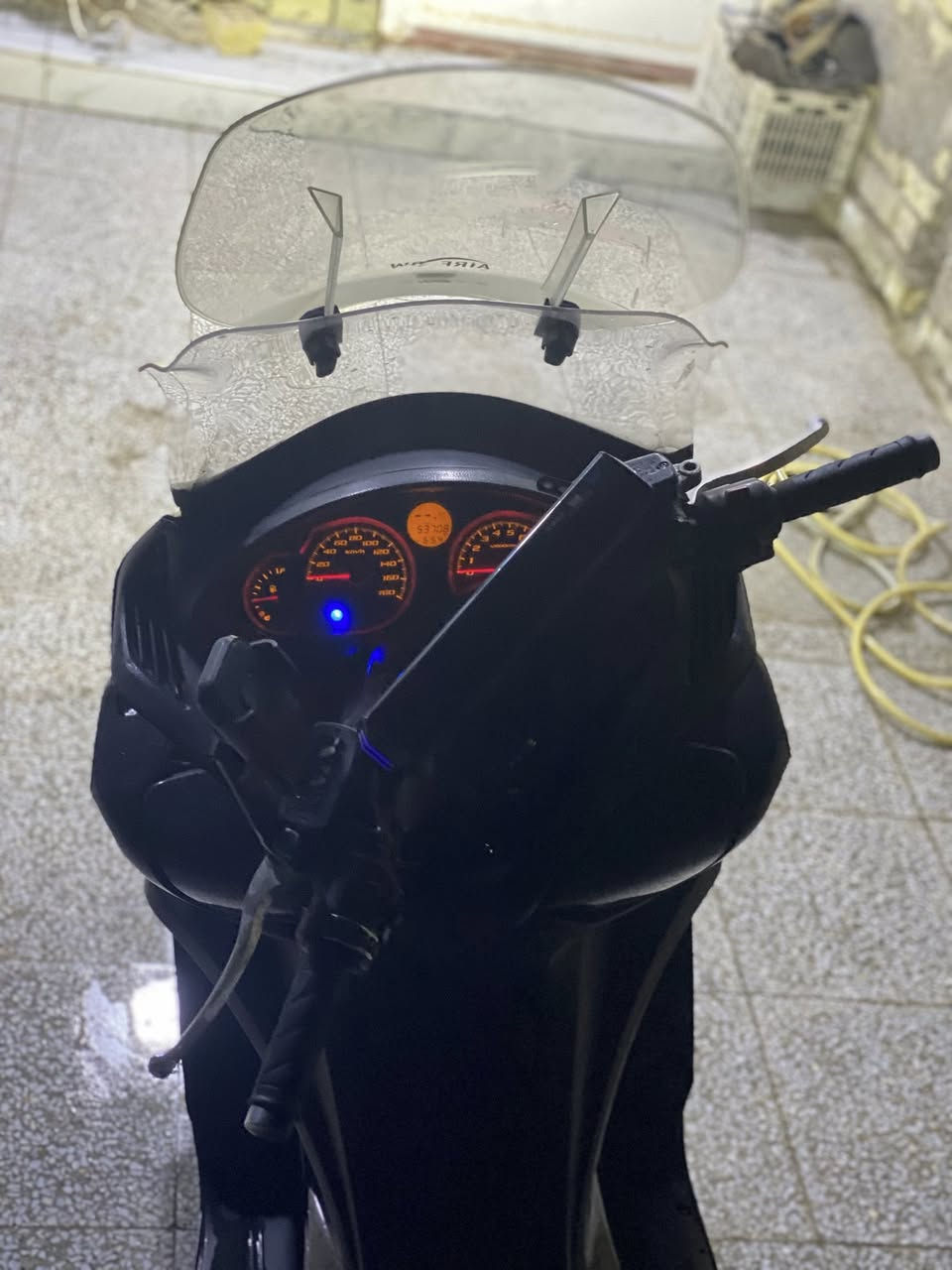 سلام عليكم 
سلفر جيتي للبيع 
مكينه مكفوله ما مفتوحه ابد دراجه خير خير من الله كلشي ما ناقصهة كبل تطلع بيهة وين ماتريد محتاج فلوس كلش سعر ١٧وبيهة مجال بغداد دورة ابو دشير ***********
