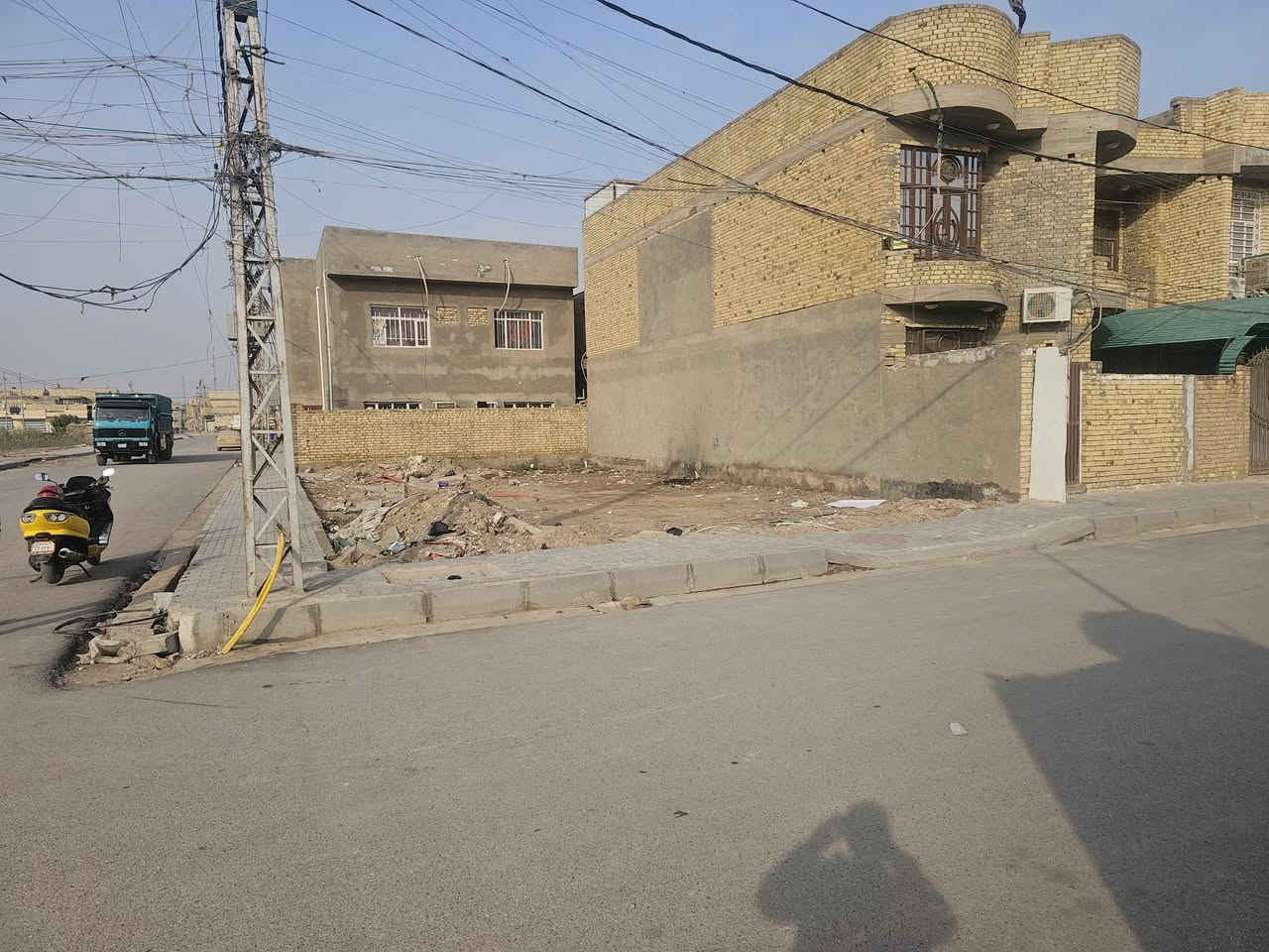 قطعةركن  على شارع(20)للبيع في منطقة الفلاحية حي الإمام الرضا 
المساحة/200م 
واتساب 
***********
أو اتصل /
ا العقار في #محافظة_واسط_الكوت
