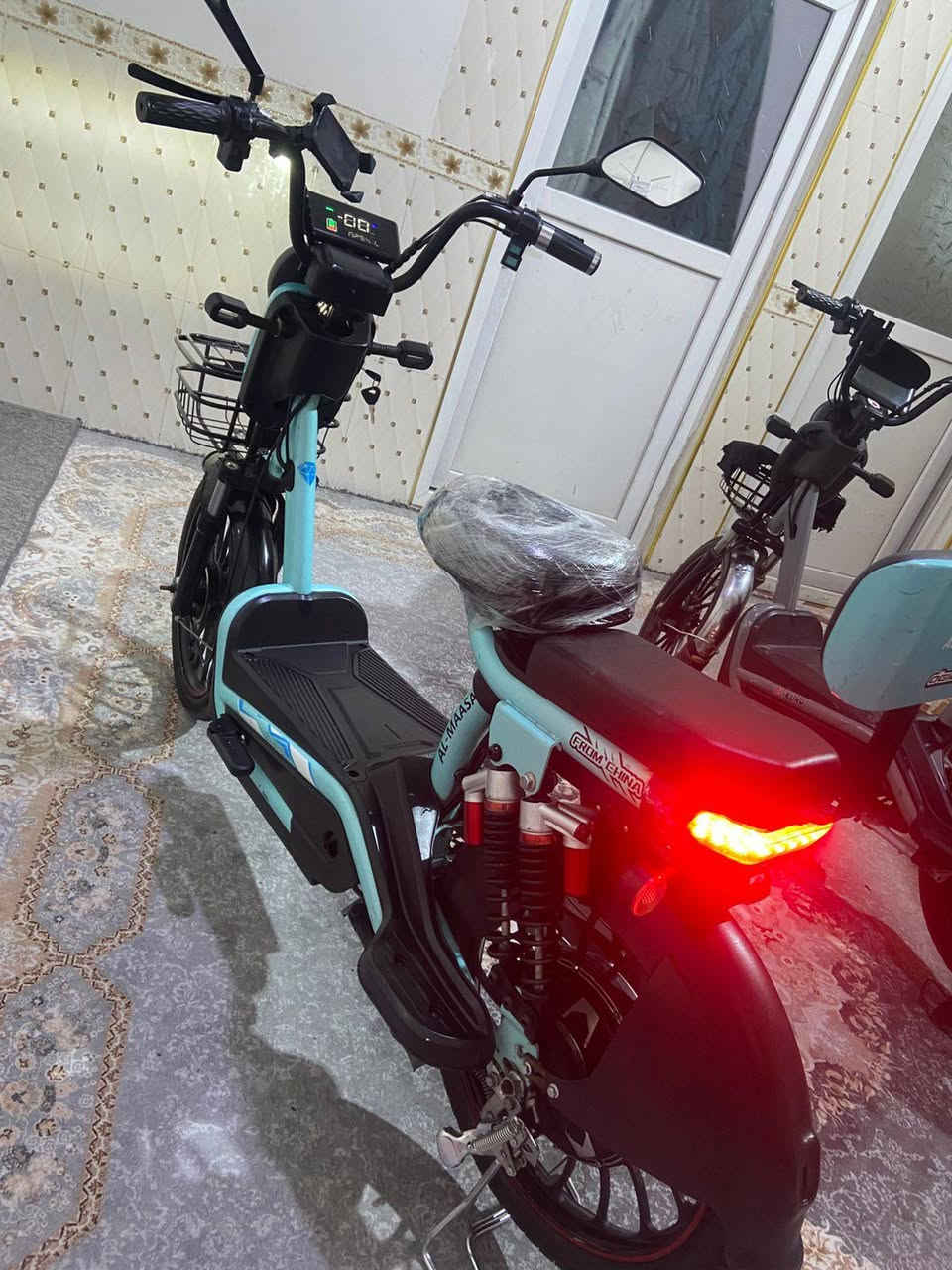 ماور شحن حجم 20 نوعية الماسه 5 بطاريات كبار  وبشرط السرعه 99  كلشي شغال على فحص بشرط  مكان أربيل سعر320الف
*********** وتس اب
