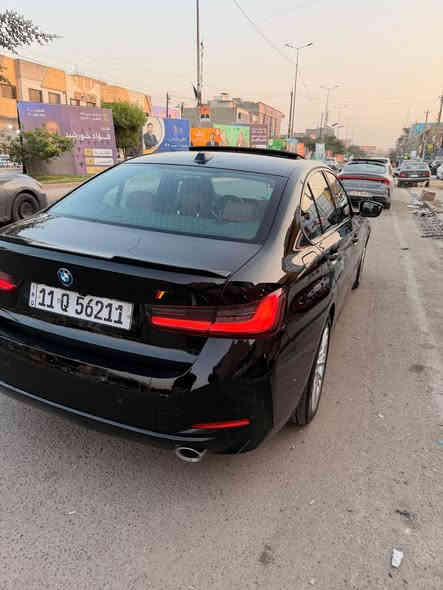 BMW 330e – موديل 2023 – فول مواصفات

🔹 الهجينة الاقتصادية (بنزين + كهرباء)
🔹 داخل أحمر
🔹 ماشية 45 الف 

⸻

⚙️ المواصفات:
 • فل مواصفات /  الـ 330e
 • شاشة كبيرة
 • شاشات ليد
 • حساس أمامي + خلفي
 • كاميرا
 • بصمة
 • لايت باكج
 • نظام توفير وقود + كهرباء
 • كير ZF
 • تثبيت مسار
 • رادار

 • دعامية M

⸻

🛠 حالة السيارة / ملاحظات:
 • ضرر أمريكا: جاملغ  أمام تبدل نفس اللون
 • بالعراق: صار صندوق طخة وتم  تبديل 
 • طخة بلـ باب  من أمريكا غير مُصلحة (مذكورة للعلم)
 • السيارة ماشية 45,000mi
ولا مسج تايرات جدد وكل صيانتها كامله 
سعره 28 الف 
سعرها مناسب لمديلها. 
مراوس ب 530 مديل ٢١ وفوك 
هايبرد او بانزين 
*********** بغداد
