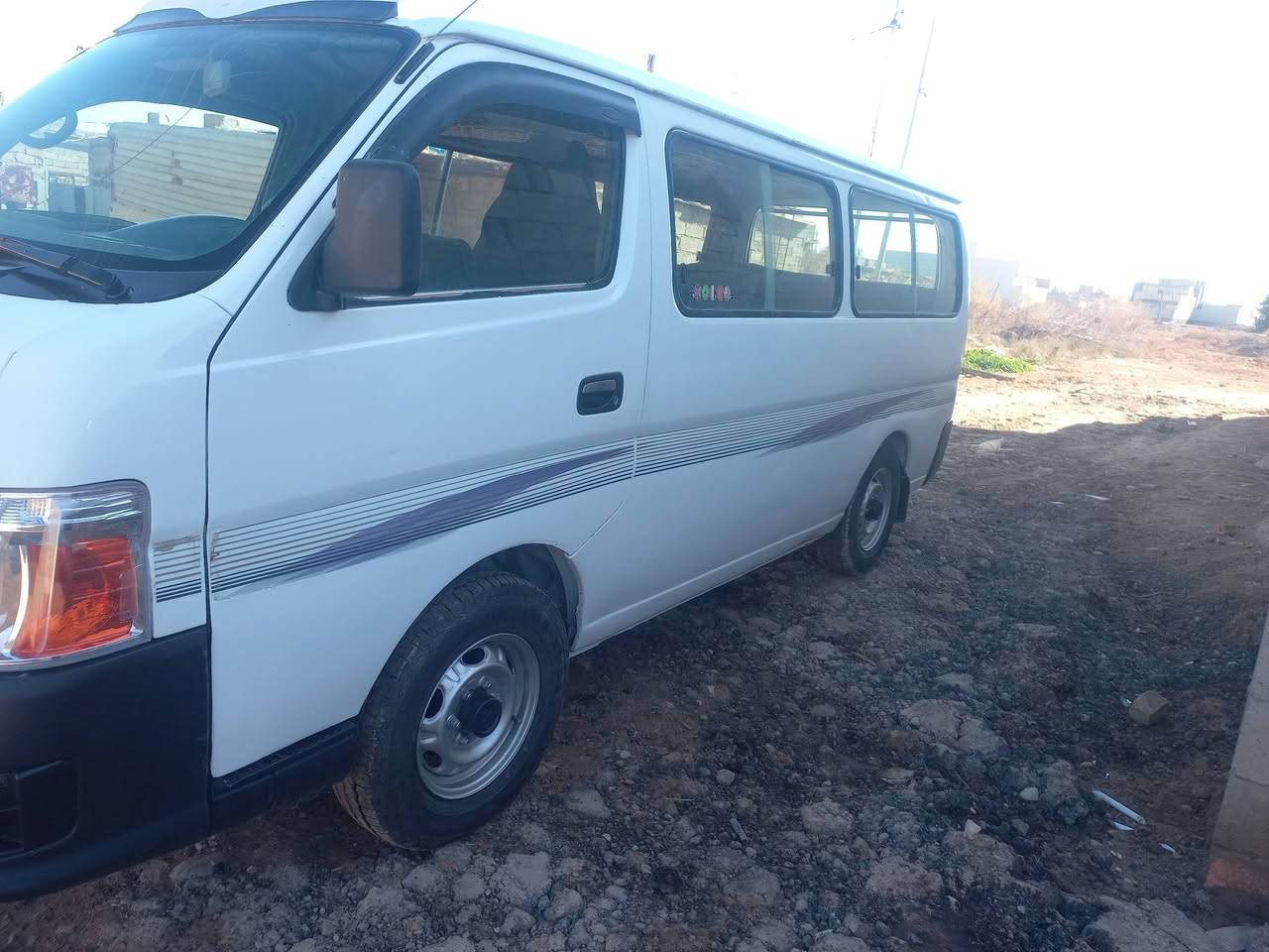 نيسان اورفان مديل 2007 محرك ففتي مكفوله صدر خلفي امامي جديد تخم تاير جديد مصبوغه عام للجماليه فقط للجماليه فقط قطرة معجون مابيها  رقم بغداد سياره خير من الله جاهزه كبل للشارع السياره بسمي تحويل ثاني يوم 
السعر 90اوبيها مجال حق الجيه العنوان ديالى بعقوبه 
الرقم *********** موجود واتساب
