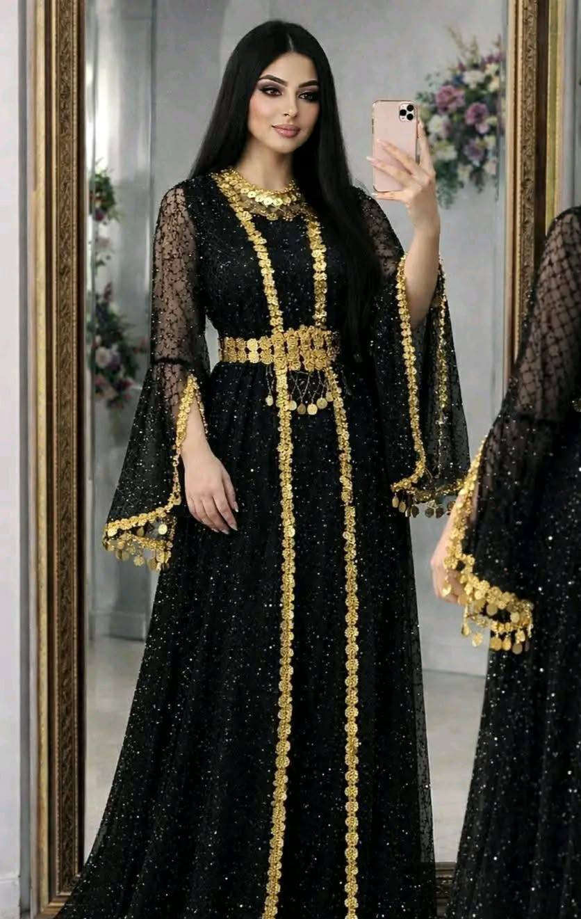 متوفر الآن ✨ ستايل كردي راقي
خامة فخمة ✨ قياسات مضبوطة
اختاري أناقتك اليوم 🤍
الحجز دايركت مع صورة الموديل


**إذا كنت صاحب هذا الإعلان وتريد حذفه لأي سبب، رجاءا أرسل رسالة إلى الدعم الفني**