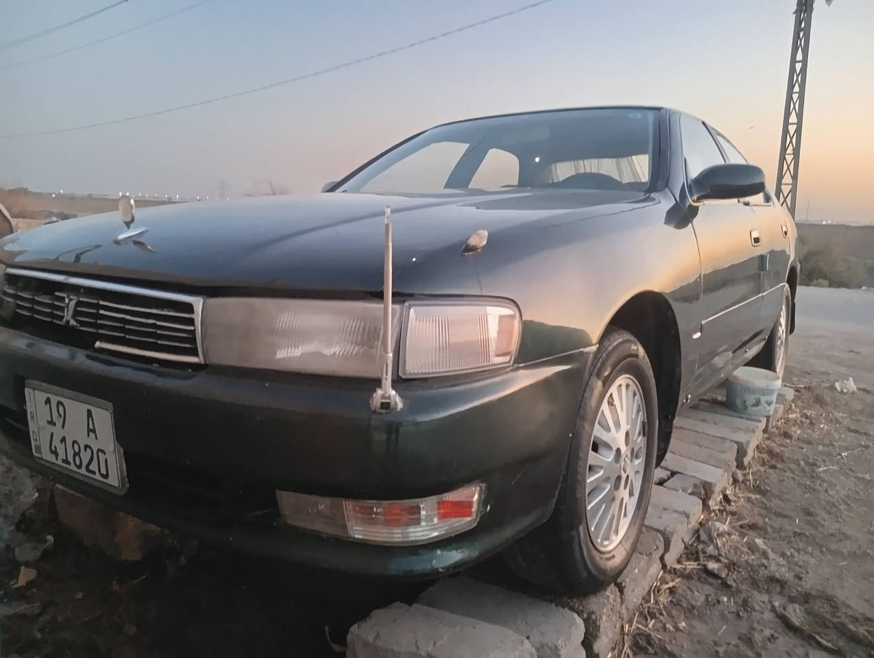 سلام عليكم تيوتا كرستا نفخ موديل 1993رقم كربلاء نكليزي بسمي سنويه لل2031 مداور ثاني يوم مكينه 2500ديلكو مكينه حاويه ستوني شاده خير من الله 
حداديه زينه تايرات 70/100 غرفته حلوه سياره 
(ملاحضه السياره بيه لحيم بل تكم الخلفيه من الداخل فقط لغرض التعمير  الخارج سليم بدون كص) السعر 45بيه مجال مكاني نجف ناحيه الحريه ***********
