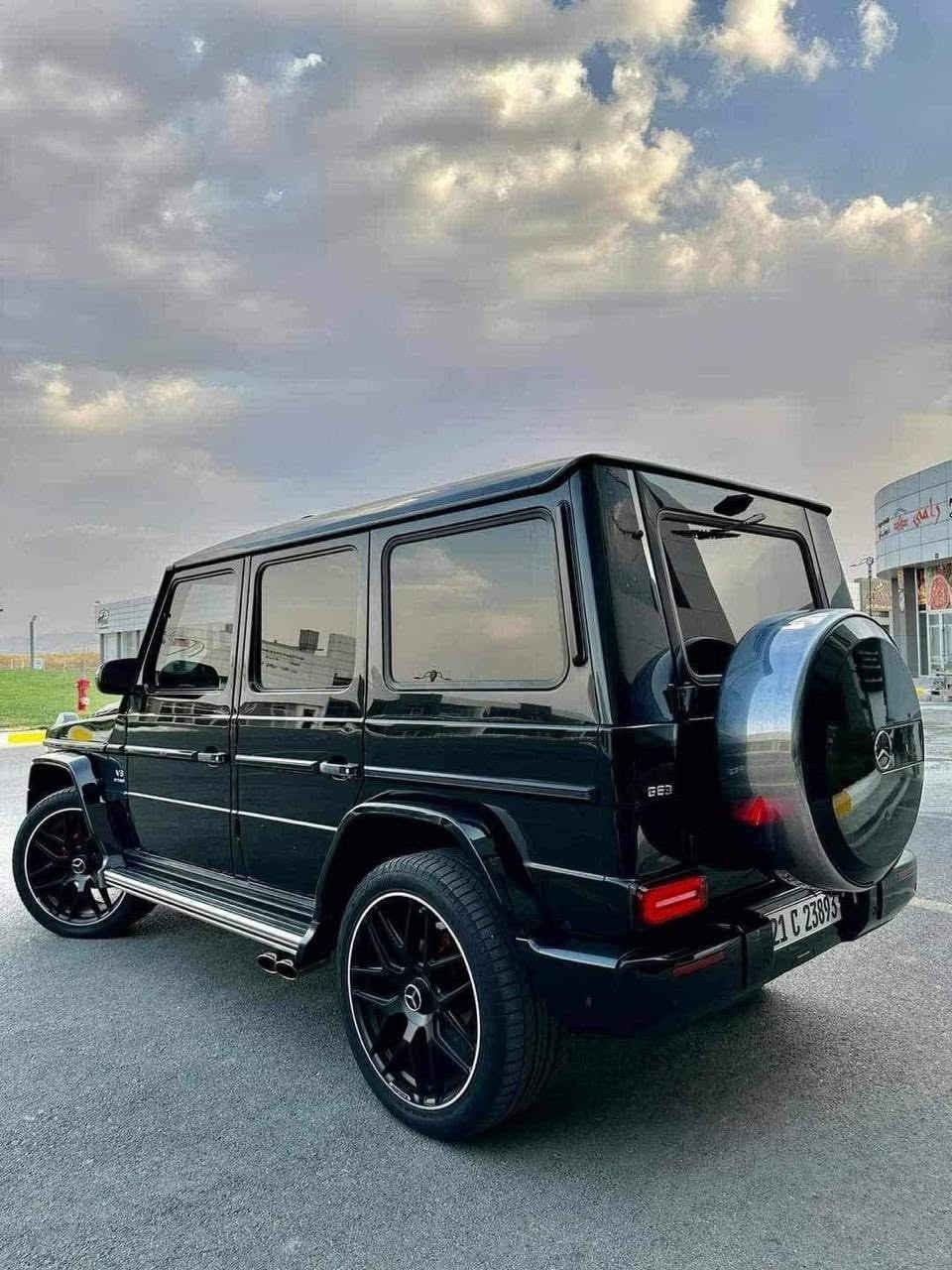 G class 2015
‎السياره فول مواصفات داخلها لونين ابيض واسود
مغلفه بالكامل ppf
‎السياره مابيها اي نقص 
‎ومكفوله من الحادث والصبغ والسرقه  والانتربول
سعرها 53,000$
للبيع او مراوس بg2024,,2025
التواصل واتس او عل خط 
***********
