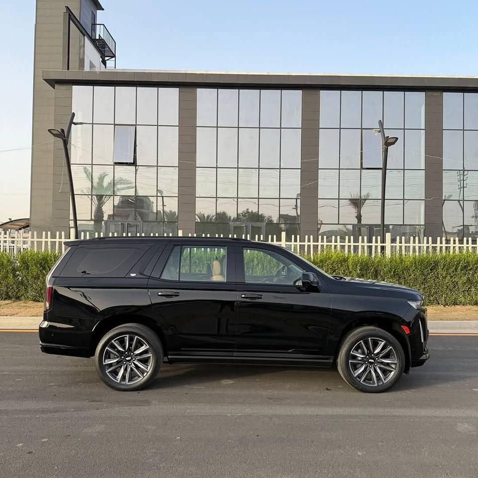 السلام عليكم 

كاديلاك اسكاليد خليجي موديل 2023  كفالة

مغلفة ppf ضمان 10 سنين وحتى الشاشات الداخلية مغلفة ppf وعليها ارضيات داخلية تفصاال خاص 

اسبريسو فول مواصفات ماعدى المساج  
ماشييه 70 الف 
 بلاك ادشن بلادي فول فول مواصفات
مكفولة كفالة عامة 
باسمي تحويل ثاني يوم 
المواصفات 
تشغيل عن بعد 
36 سماعة 
سقف شامو 
‏‎5 كاميرات
‏‎5 بصمات
فور ويل
كشن رجاج 
دوسات كهرباء 
داتا شو 
بانوراما 
لايت زنون عالي ناصي ٥ عدسات
‏‎4 شاشات بالدشبول والسقف والكشنات
تحكم بريك 
جنطه ذكيه جلاق
رادار تحديد مسار
رادار خلفي
رادار امامي 
رادار جانبي 
كشن تدفئة وتبريد سايق وراكب
كشنات امامية تدليك
كشنات خلفية تدفئة
مري شفط 
اشارة بداخل المراية
كشنات جلد 
كشنات خلفية منفصل VIP
علامة كاديلاك ضوئية بالدعامية الخلفية
الكشنات كهرباء 
ذاكرة ميموري ستيرن وكشن
قاصه 
ويل ٢٢ بلادي 
بااختصار السيارة فول للاخير 

مكفول كفاله عام سياره جديد بل باكيت 

سياره ب اسمي تحويل مباشر
للإستفسار الاتصال على الرقم السعر 725
وبيه مجال للشراي

مكان سيارة بغداد / 
رقم الهاتف : ***********
