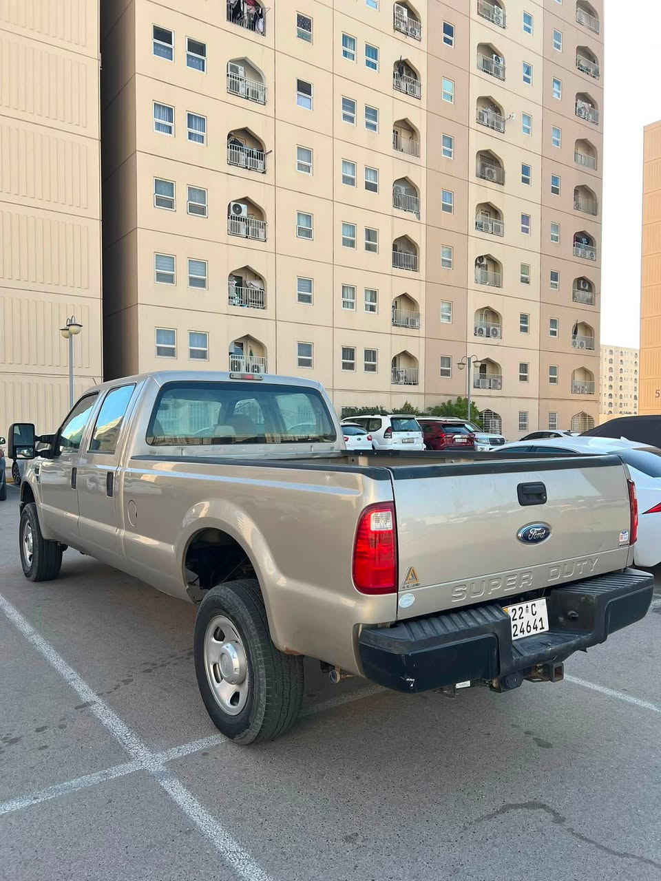 السلام عليكم
F250 XL 2008 5.4 V8

ماشية 85 الف كيلو 

رقم اربيل بأسمي تحويل مباشر

 رقم وهزة وفحص جدد

محرك گير كهربائيات تبريد تخم تاير كلها كفالة عامة  من الدعامية للدعامية لا صبغ ولا بارد بيها شخط صغير بصفحة اليسرى واليمنى على وضعهن 

منظومة غاز 100 لتر ايطالي 

السيارة جاهزة على آخر حباية 

السعر 130 ترهم مراوس بصالون

مكان السيارة بغداد 
الرقم : *********** واتساب او ماسنجر متواجد
