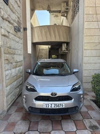 تويوتا يارس كروز هايبرد 2024 للبيع ماشية 23 الف كيلو متر رقم بغداد موا...