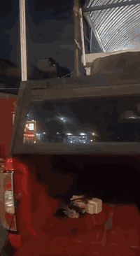 بوكس بدي للبيع  بيكم قياس طول 166 عرض 163  هيكل حديد وتغليف الامنيوم ش...