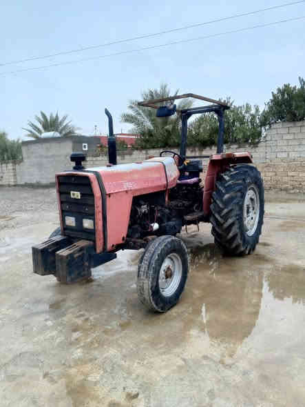 السلام عليكم 
تركتر إيراني تك موديل 2012 رقم و سنويا سليمانية تريد تحويل تريد وكالة جاهز عالكراب التواير الخلفيات نص عمر شركة و الامامي جديد 
السعر: 68 ورقة و بيها مجال 
الاتصال: ***********
