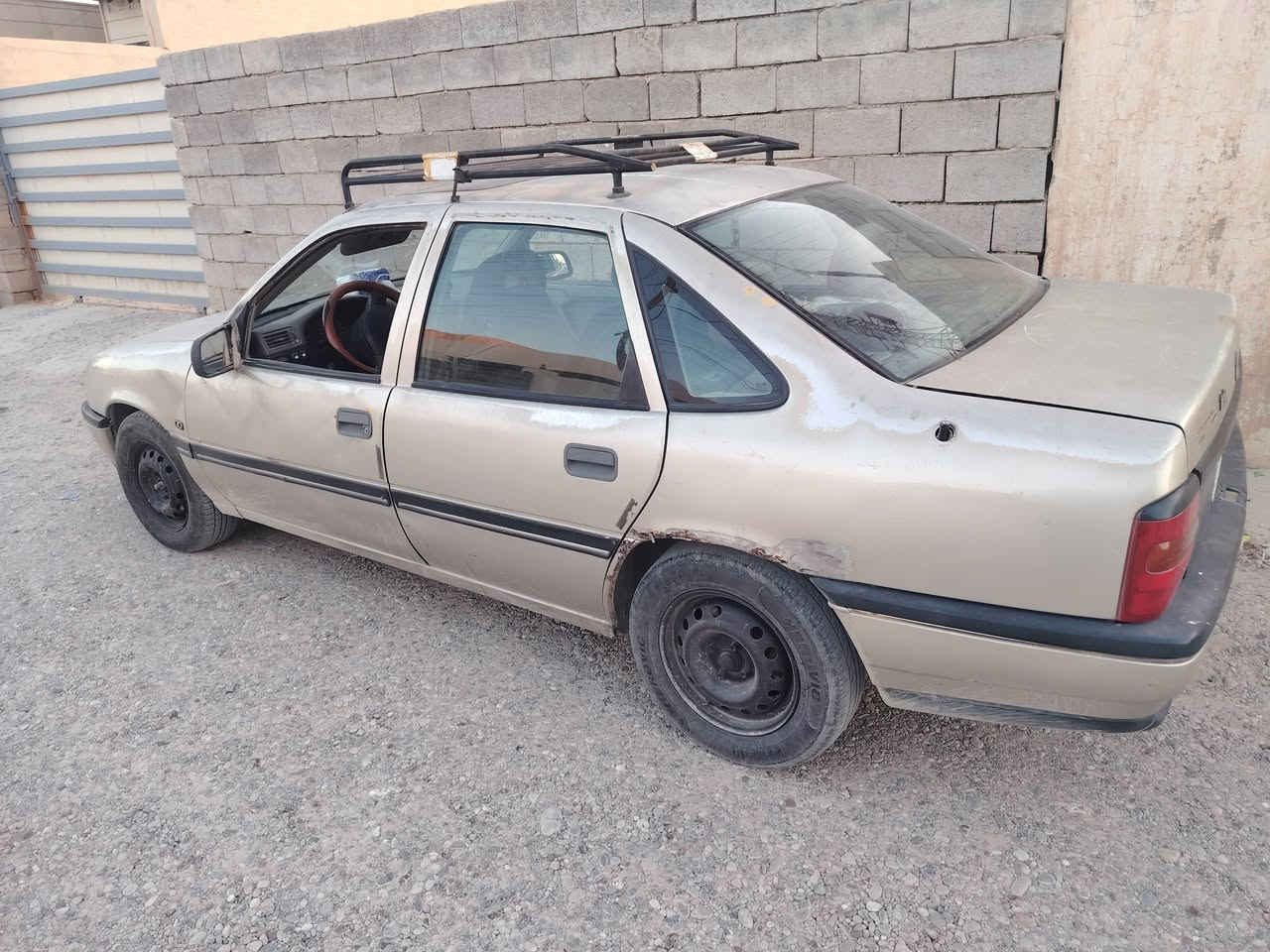 اوبل فكترا حجم 20
رقم صلاح الدين  باسمي تحويل  ثاني يوم
موديل 1٩٨٩
سياره نظيفه نضافتها خير من الله
السياره مامصبوغا بس الجاملق الخلفي وره السكن بدون دواخل
محرك ٢٠ ارفيوو 
تخم تايرات جدد باتري جديد
السعر ٣٣ 
 وبيها مجال لشراي
مكاني تكريت / القادسيه 
غير متواجد عل فيس
 ***********
