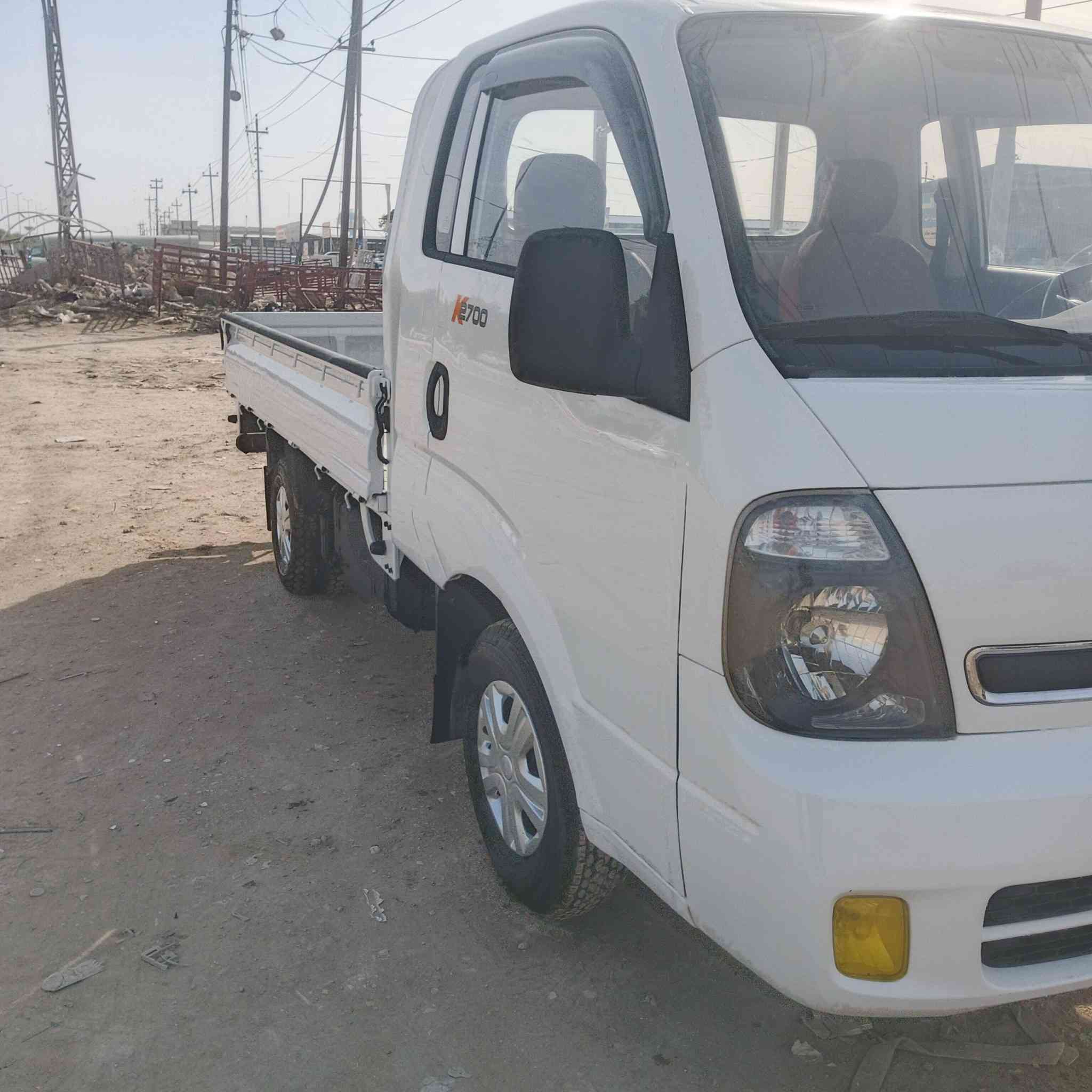 السلام عليكم كيه البيع موديل 2014 كفله عامه شاصي رقم شاصي مكينه اكسن جديده باور جديده حداديه كير جديد  دوشمه  تخم تاير باتري جديد طشات جديد  رقم قاسيه السياره بسمي تريد تحول تريد وكالة السعر 105وبيه مجال  رقم الهاتف ***********
