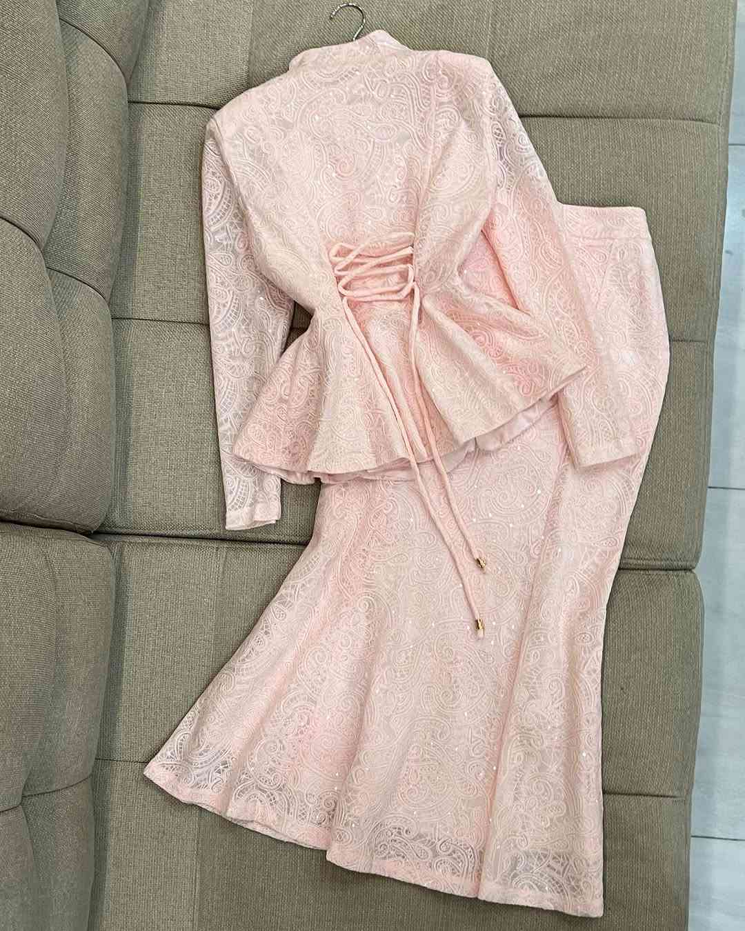 توفر افخم طقم
خامه كيبور مبطن
كوالتي جداً عالي
متوفر بقياسات 
m-l-xl-xxl يلبس من 38 الى 44
طريقه الحجز
ارسال صوره للموديل مع العنوان ورقم
رساله على الخاص ✉️💌
او على الواتساب ☎️
***********
***********
متوفر دفع عن طريق زين كاش 💵 
العنوان 📍
الفرع الاول:بغداد المنصور شارع الاميرات عماره الكوخ الجديد داخل القيصريه محل ما قبل الاخير على اليسار
الفرع الثاني:بغداد زيونه شارع الربيعي عماره الموج التجاري قرب جدار سنتر محل الاخير على اليسار⁩

