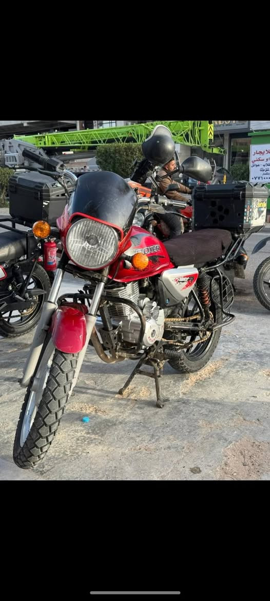 السلام عليكم
بوكسر موديل 2017 للبيع
مكينه سيفان 25
ضفيره جديده
عقل رياضي
صالنصه رياضي
دشبول إلكتروني
مرقمه بغداد باسمي تحويل ثاني يوم
للعلم المكينه البلاديه موجوده ويهاها
مكان بغداد
السعر مليون وربع قابل للتفاوض
***********
