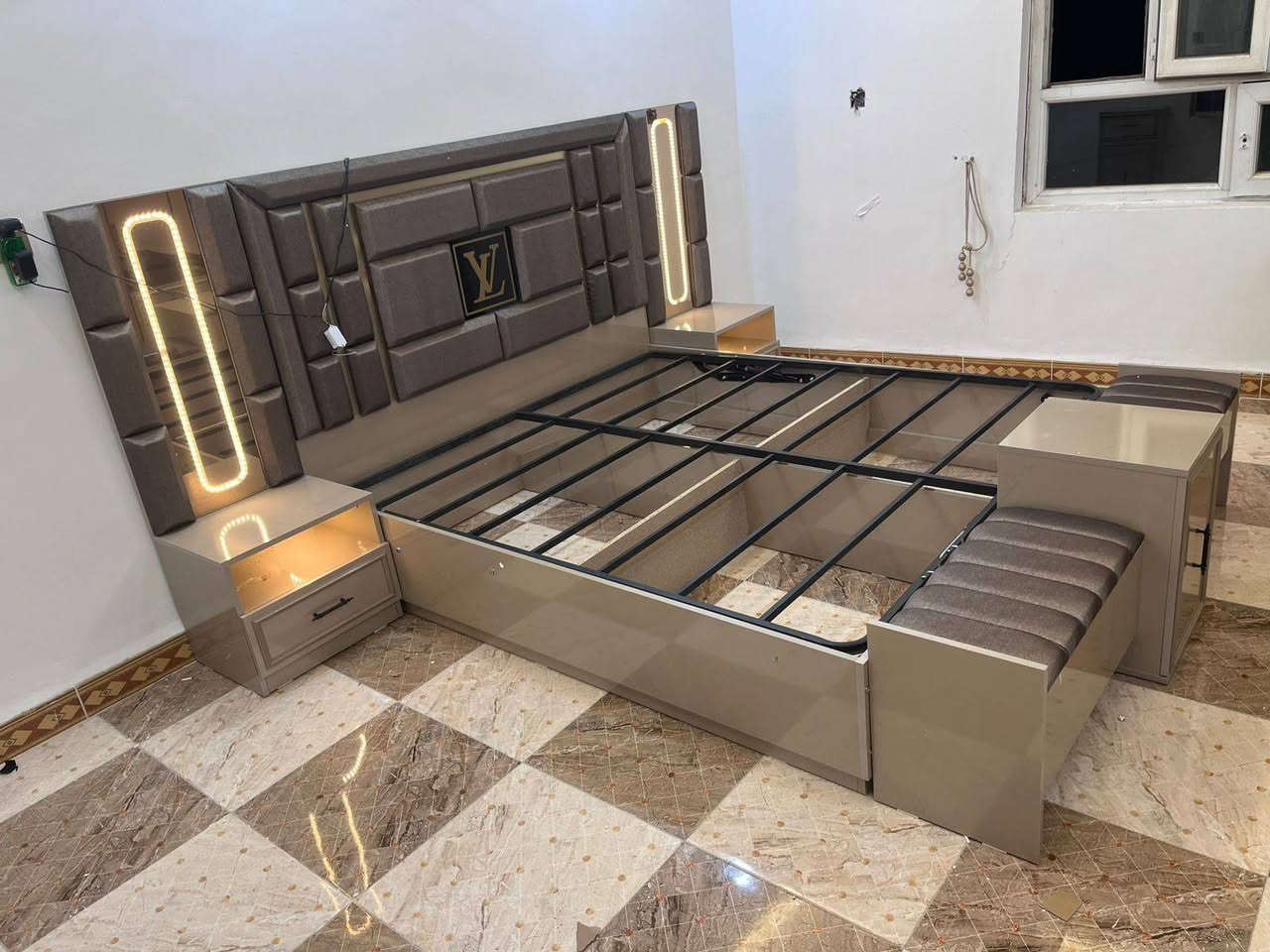 من داخل بيت الزبون
من معرض وموبليات اميد 
انسب أسعار لدينا افتر سوك بل أخير تعال يمنا وأحكم بنفسك
💥💥📣📣📣📣
يتوفر لدينا غرفة نوم 5 قطع و غرفة نوم 6 قطع وغرفة نوم 7 قطع وغرفة نوم 8 قطع وغرفة نوم 9 قطع وغرفة نوم 10 قطع وغرفة نوم 11 قطع كل موديلات غرف نوم متوفر لدينا أكثر من 200 موديل  من غرف
يتوفر لدينا غرف نوم شبايي

دوشك نفرين أكثر من 10 موديل 
دوشك نفر واحد أكثر من 10 موديل

قريولة خشب و حديد
وسفري تركي و عراقي و صيني 

تعلاكات أكثر من 21 موديل

طبلاة أكثر من 50 موديل
خماسي و ثلاثي و رباعي 

كنتور بابين و 3 أبواب و 4 أبواب و5 أبواب  و 6 أبواب 

وكاروك اكثر من 15 موديل 

مستواليت 
امرايه عمودي
ميز مكتبي 
كراسي مكتبي 
ميز طعام🍱🍜
ميز تلفزيون📺
عش مرجوحة
عش أطفال 
طخم ديوان
قريوله طابقين
زحلكيه
مرجوحة حديقه 
ميز طعام حديقه🍴

العنوان قضاء طوز خورماتو شارع عام مقابل معرض الغدير مجاور ايوب ديكورات او مجاور علي فاتح الزراعي

بإدارة
علي عباس 
***********
***********
