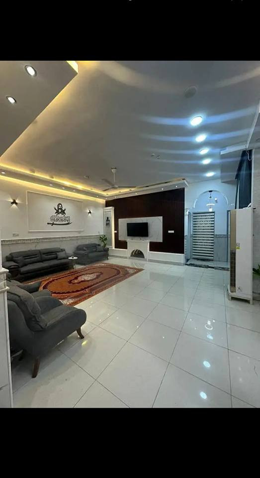 سلام عليكم
بيت للبيع طابو زراعي حق التصرف سند 25  المساحه 340 طابقين مساحة البنيان لكل طابق 280 متر الطابق الاول كامل فول مواصفات. غرف 2 وصاله وصحيات واستقبال ومطبخ حار وبارد ومنور 3 وصحيات خارجيه. وحديقه وكراج  والطابق الثاني غرف عدد 4 وصاله وصحيات ومخزن  ركن على شارعين المكان حي القصور قرب البانزين خانه على طريق بغداد شارع معرض رويال للسيرامي
الاستفسار 
*********** عمارة, ميسان
