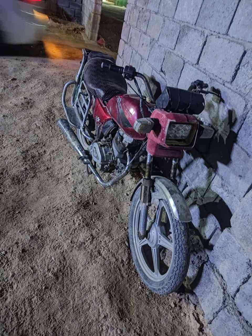 سلام عليكم موطور للبيع السعر خاص مراسله او اتصال عل رقم ‏‪***********‬‏
