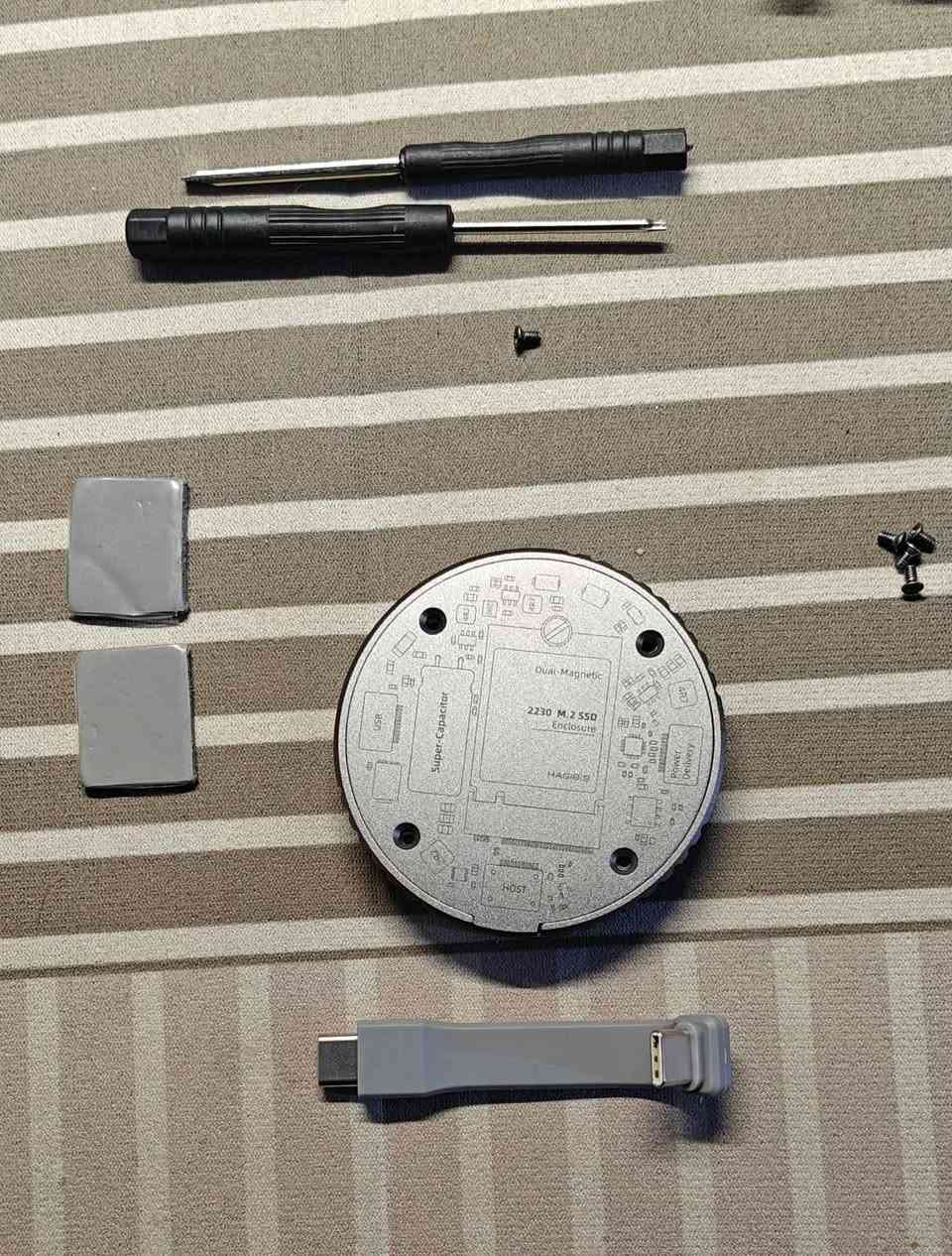 راك حجم ٢٢٣٠ مغناطيسي
تايب سي
السعر ٣٥ الف مع التوصيل


**إذا كنت صاحب هذا الإعلان وتريد حذفه لأي سبب، رجاءا أرسل رسالة إلى الدعم الفني**