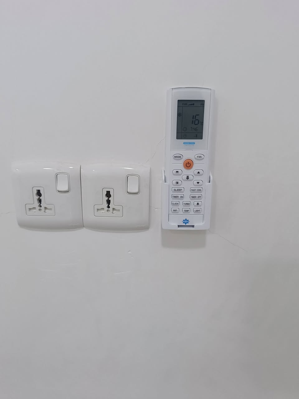 تركيب مجموعة اجهزة
KINGHOME

BTU  24

R410A   🥶🥶🥶

الناصريه مركز


**إذا كنت صاحب هذا الإعلان وتريد حذفه لأي سبب، رجاءا أرسل رسالة إلى الدعم الفني**