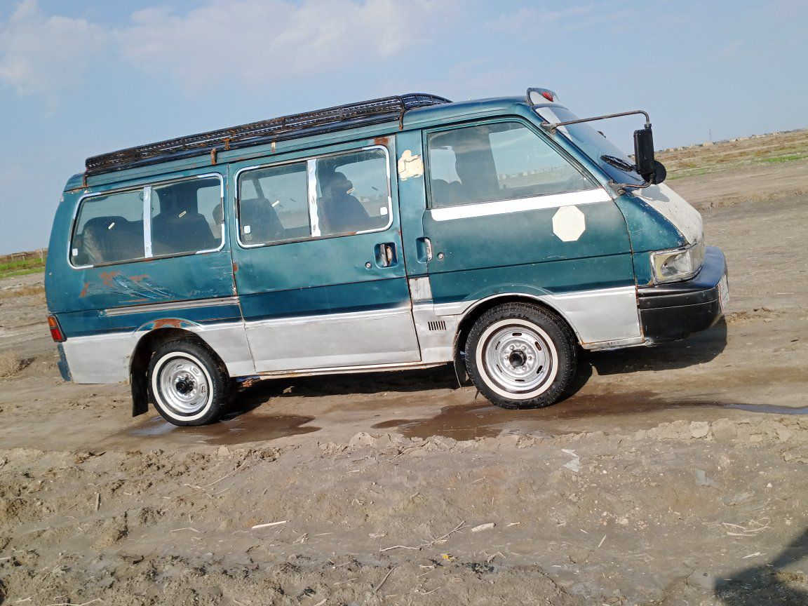 كية بستة للبيع مكينه وكير واكسن جدد گشرر بلاد لاصبغ ولاضربة سنوية جديده دواخل جدد سعرر 33 وبيها مجال مكان سماوة للاستفسار ‏‪***********‬‏
