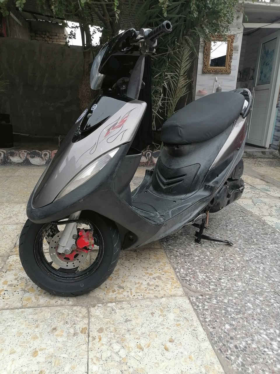 السلام عليكم دراجه ماكس عدل مكينه لا تبخير ولا تنقيص كهربايات كلهه شغاله سلف هندر شلعه معدل تايرات جدد مكاني بغداد حي النصر السعر 550
***********
