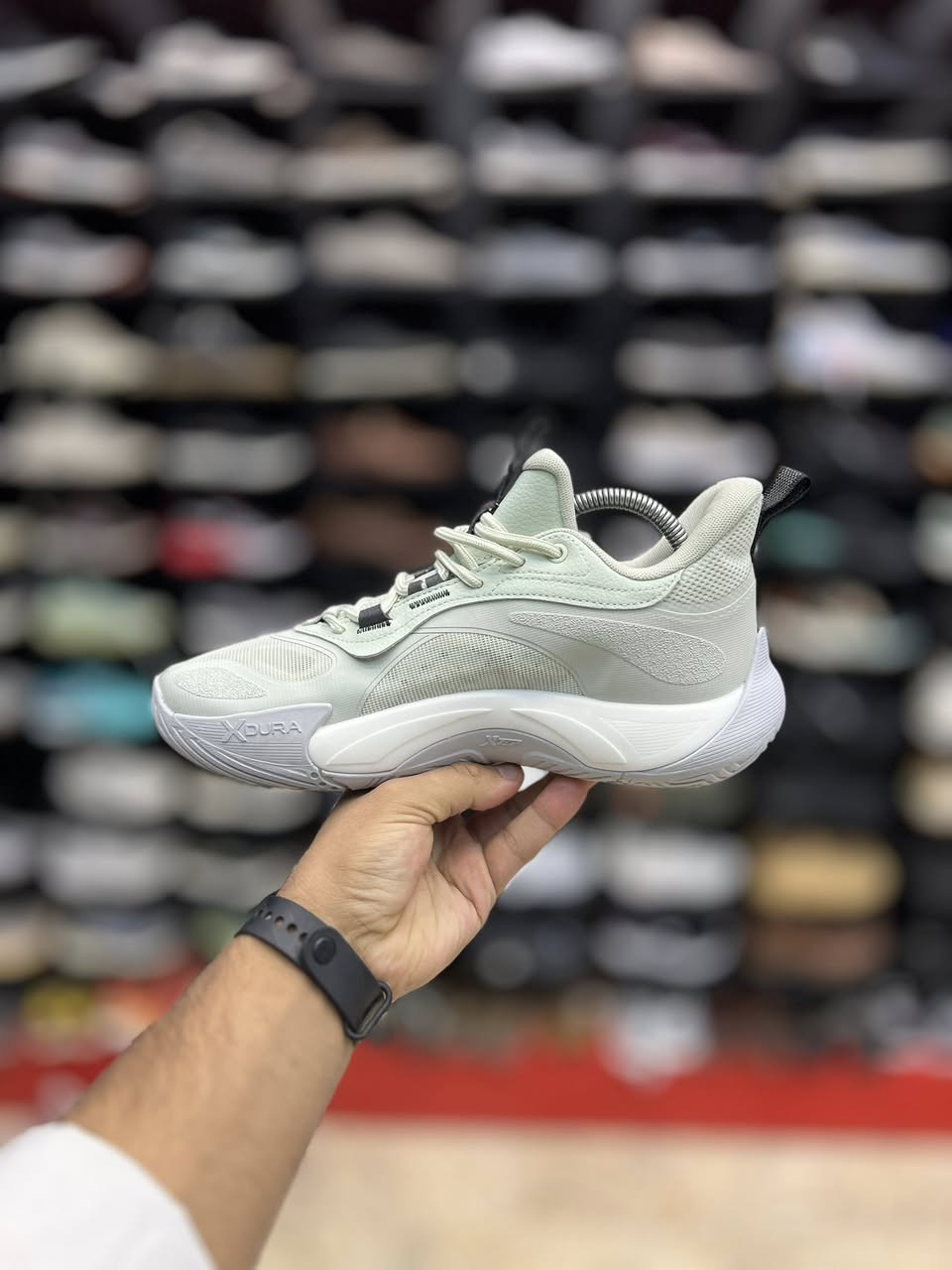 ماركة اكس تيب اصدار 2023
حذاء كرة 🏀🏀🏀
وزن خفيف 
قياس 41
العنوآن نجف ملحق الروان 
توصيل 🚚 محافظات 6 داخل النجف3 
*********** واتساب
