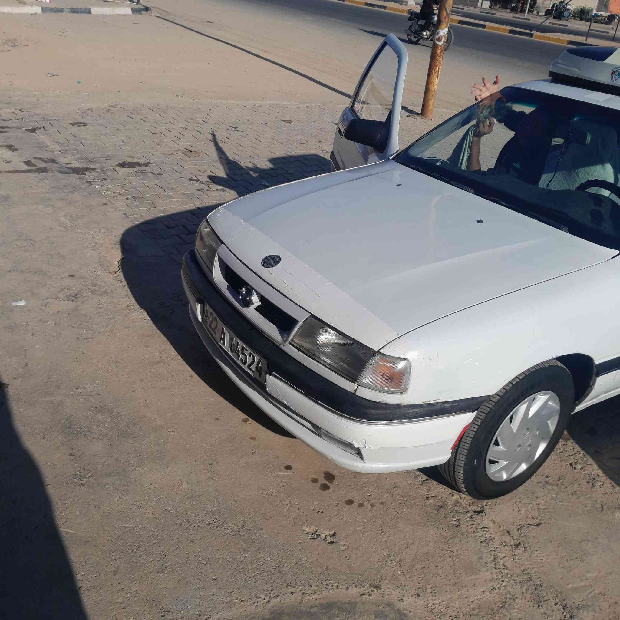 سلام عليكم ورحمة الله وبركاته
اخوان اوبل فكترا حجم ١٨ سلايت موديل ٩٢  بدون صبغ وضرر فقط هلالات معمره بدون خياس سنويه لحد ٢٠٣١ وهزة جديد بسمي  تخم تايرات جديد بطارية جديد  صدر جديد   سعره ٥٠ وبي مجال مكان سيارة كركوك عمل شعبي 
***********
