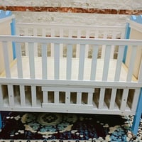 سرير اطفال • تركي • مكلفة بالنشر