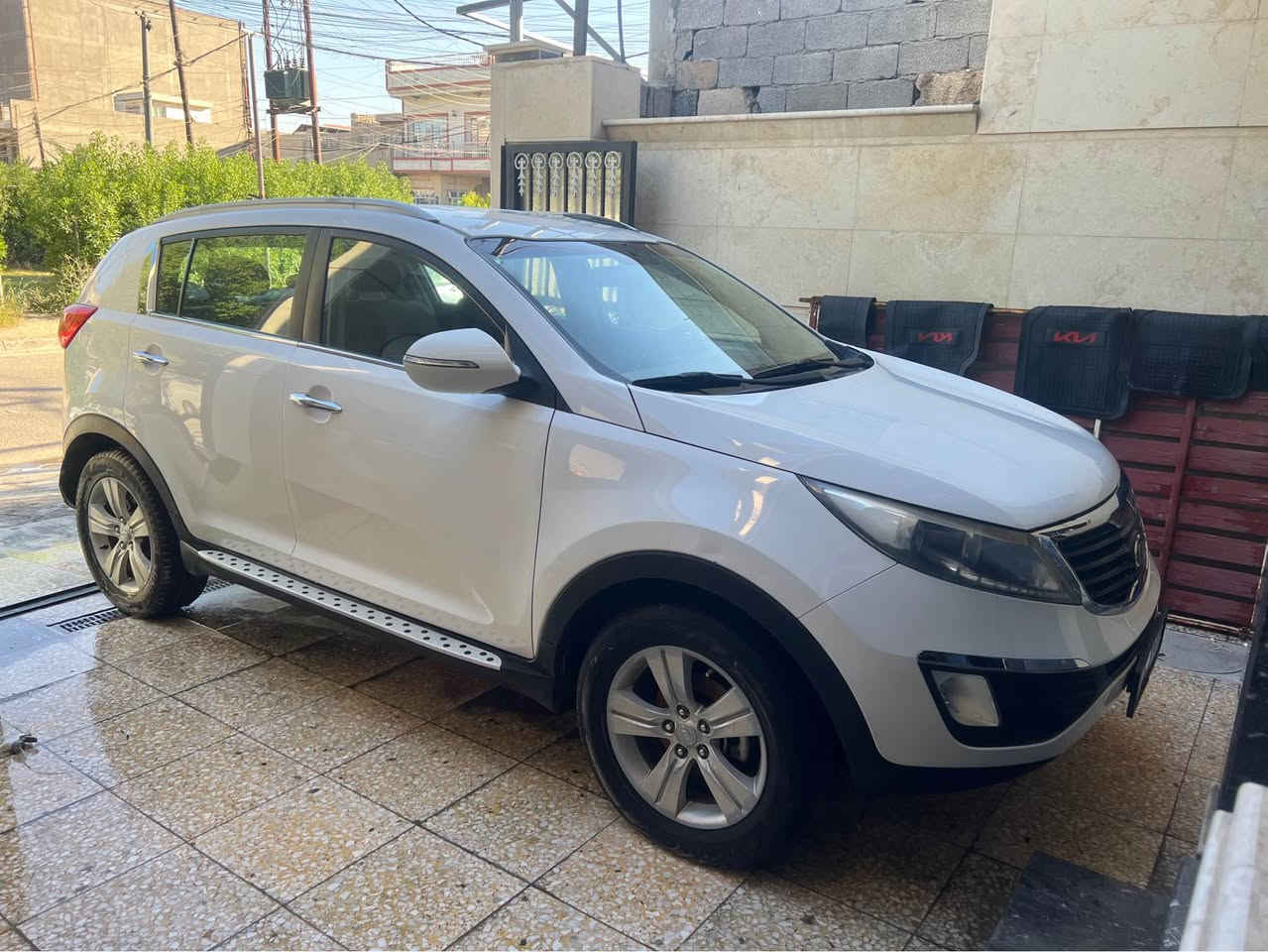 سلام عليكم من رخصت الادمن للبيع فقط

السعر 120 ورقه مجال جدا بسيط مكاني بغداد العامريه

رقمي ***********

سبورتج موديل 2011 خليجي محرك دوش

رقم اربيل جديد بسم كردي تحويل مباشر

سياره بيه باب سايق صبغ 

محرك وكير مكفولات حته من الفتح

تخم تاير جديد

صدر امامي خلفي جديد جدا

سياره بدون اي نقص بلخير ع الياخذه بغداد, العراق
