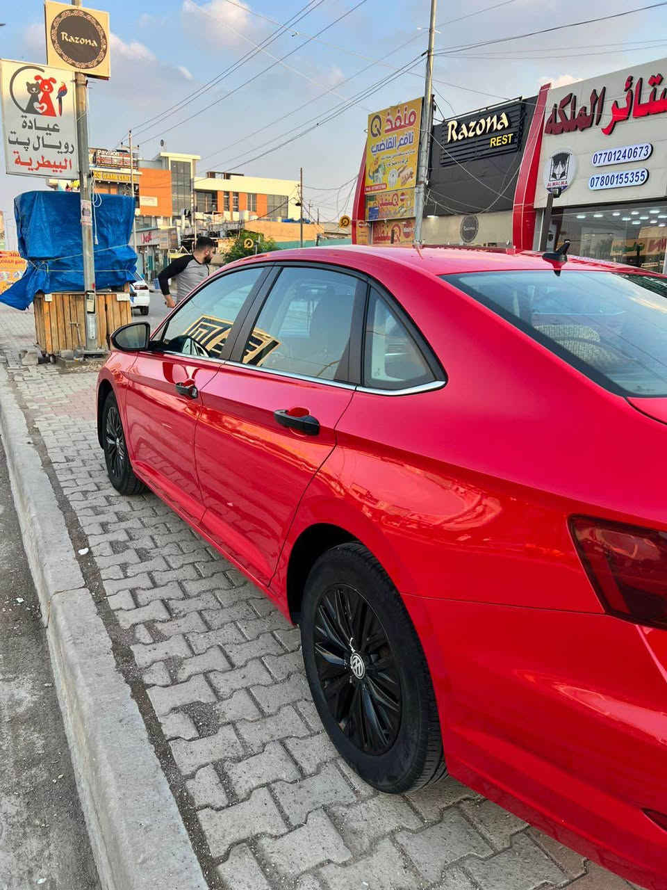 السلام عليكم 
بيع مستعجل اخوان جيتا 2019 سيارة كلش حلوة ونضيفة مواصفات شاشة جبيرة رادار امامي وخلفي تحكمات ستيرن هاند بريك بصمة اوتو بارك وبعد بي مواصفات بدون دواخل بدون ايرباك تخم تايرات جديدة وضررها بسيط اهنا بداخل العراق صورها عالخاص بسمي السيارة شرط التحويل
رايدها ب 135 ورقة وبيها مجال بسيط للشراي رقمي *********** وتحياتي كركوك, العراق
