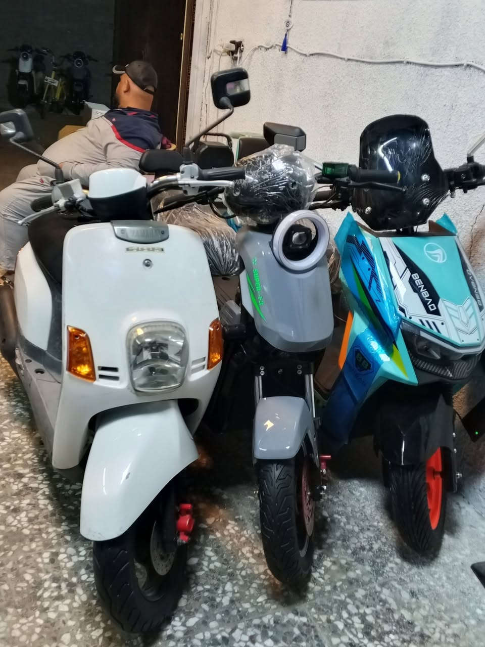 السلام عليكم متوفر لدأمعرض جوهرة بغداد لبيع الدراجات الناريه متوفر الكير وشحن وبانزين


**إذا كنت صاحب هذا الإعلان وتريد حذفه لأي سبب، رجاءا أرسل رسالة إلى الدعم الفني**