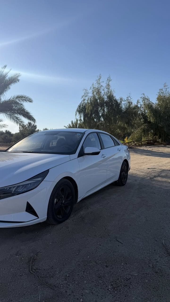 السلام عليكم
النترا 2023 خليجية كورية اصلية
مو تجميع الصين

محرك 1500 ماشية 25 الف كيلو نص مواصفات حادثها بسيط كلش وسطحي صار هنا بالعراق باب السايق مبدل بواحد اصلي مال تفصيخ نفس اللون والباب الخلفيه بيها صبغ على كد شبر والجاملغ بيه دكات بارد بسيطه
رقم وسنوية باسمي تحويل ثاني يوم 

سعرها 145 وبيها مجال
سيارة جديدة ونظيفة ومبيها اي غلطه وتكدر تجي وتشوفها وتكلبها  
وتسوقها وتدلل

رقم:  
***********

متواجد هنا واتصال وواتس ووين متريد 
مكاني بغداد الاعظمية / حي الجامعة
