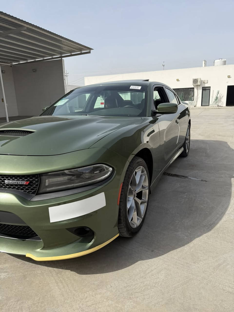 السلام عليكم جارجرخليجي GT للبيع
سياره مكفوله ماعده دعاميه بيه صبغ 
المواصفات/ فتحه ؛ شاشه جبيره ؛ شفتات ستيرن 
كشنات كهرباء + تدفئة تبريد ؛ والسياره ٦ سلندر 
السعر / ٢٦.٧٠٠$ 
للستفسار ***********
