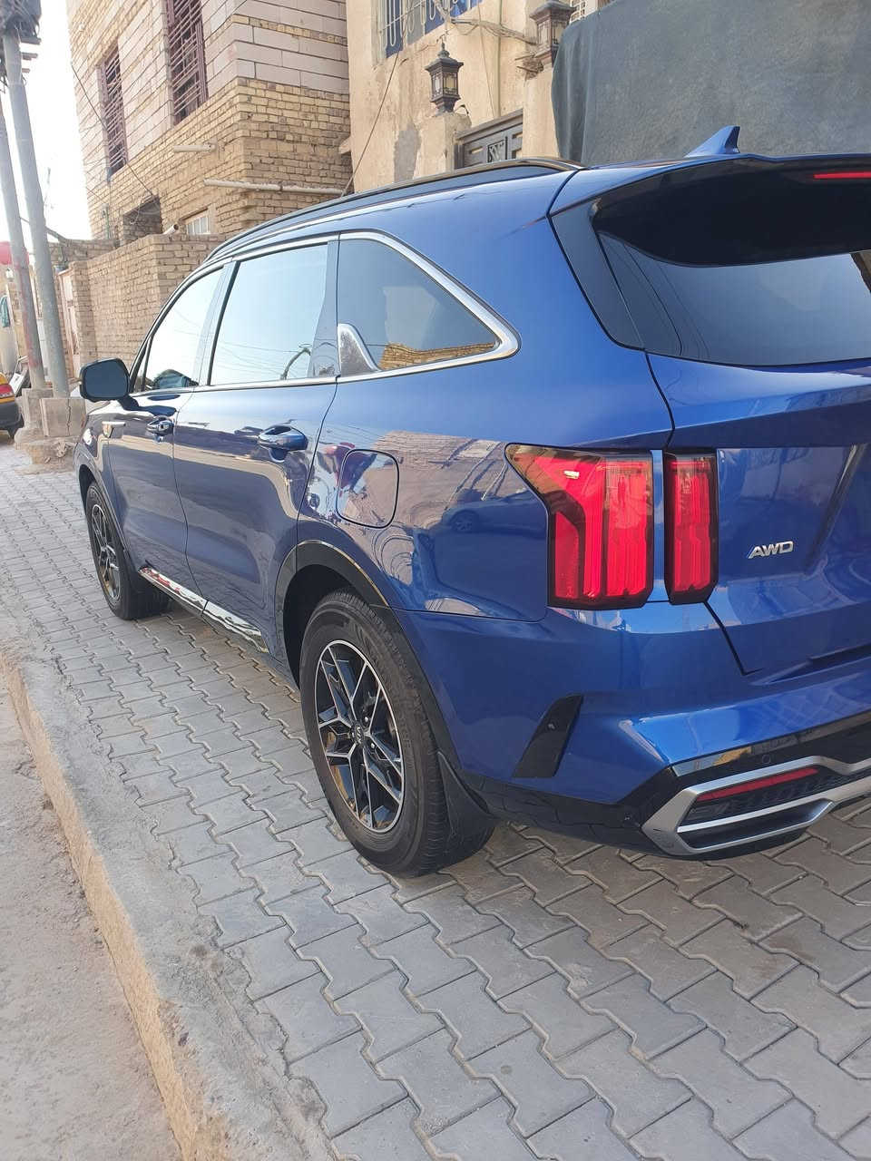 السلام عليكم.  سورنتو امريكي موديل 2021 أعلى فئة فول مواصفات
محرك 2500 تيربو. 

خمس كاميرات 

داخل VIP 

ثلاث قطع تبريد.

  كشنات أمامي كهرباء وتبريد تدفئة 
كشنات الخلفية تدفئة  

بانوراما. فور ويل .SX.TGDI..AWD 

داتاشو.  . قيادة ذاتية وتحديد مسار.  

حاكيه بين السائق والركاب. . رادارات من كل الجوانب. 

تدفئة استيرن.وضعيات قيادة ومنحدرات..

تشغيل عن بعد . 

بصراحة السيارة بيهاا اهواي مواصفات.  ضرر السيارة تبديل بنيد بلادي نفس اللون ودعاميه.. صور الضرر مرفقه بالمنشور. السيارة ماشيه 94 الف كيلو مو ميل  رقم أربيل وكاله بأسمي. 

***********

***********
