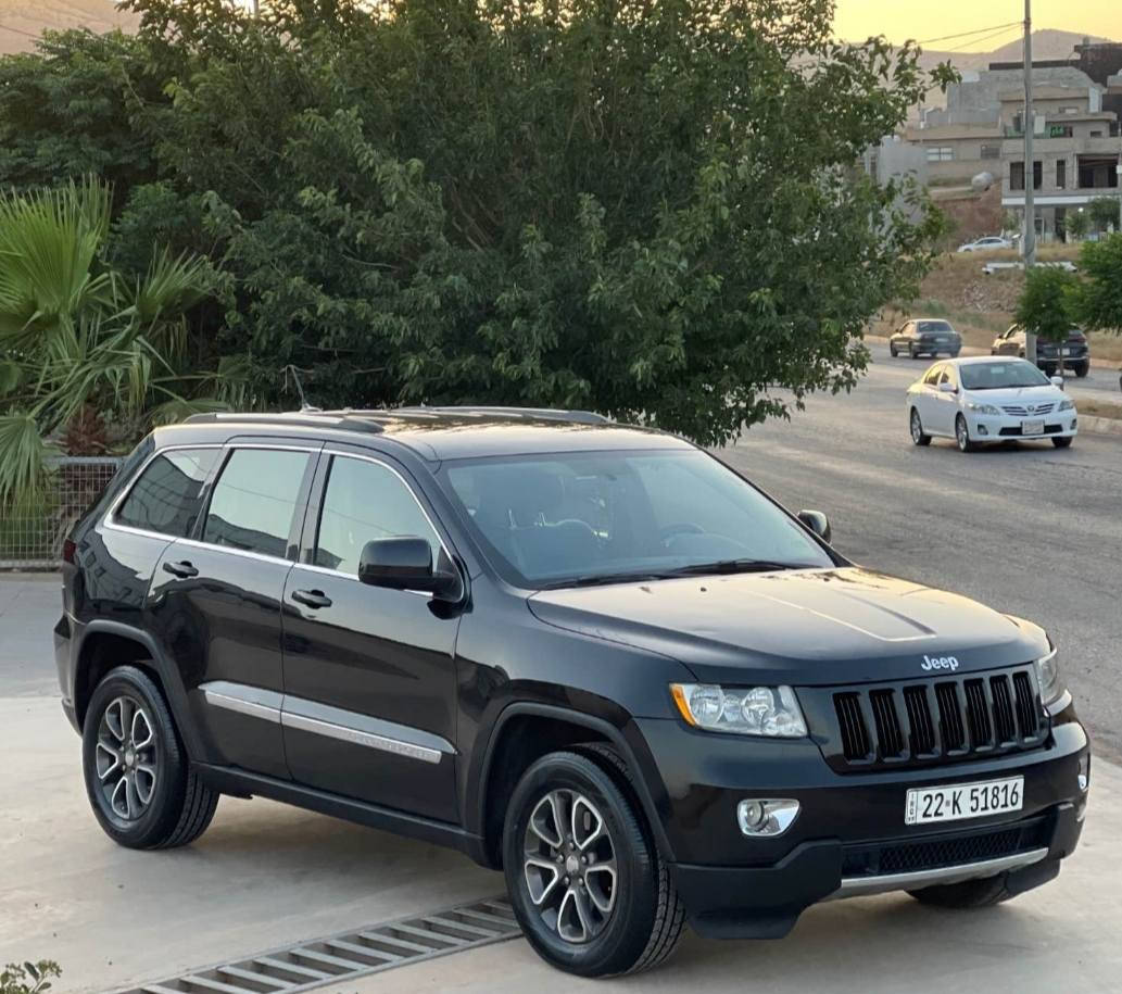 لاريدو كير عادي واوتوماتيك دبل إكسل  مكينة مامفتوح سنوية جديدة تشغيل عن بعد عندة دفتر بأنزين
السيارة بيها جملغ جهة السائق وشبر بونيد 
*********** كركوك, العراق
